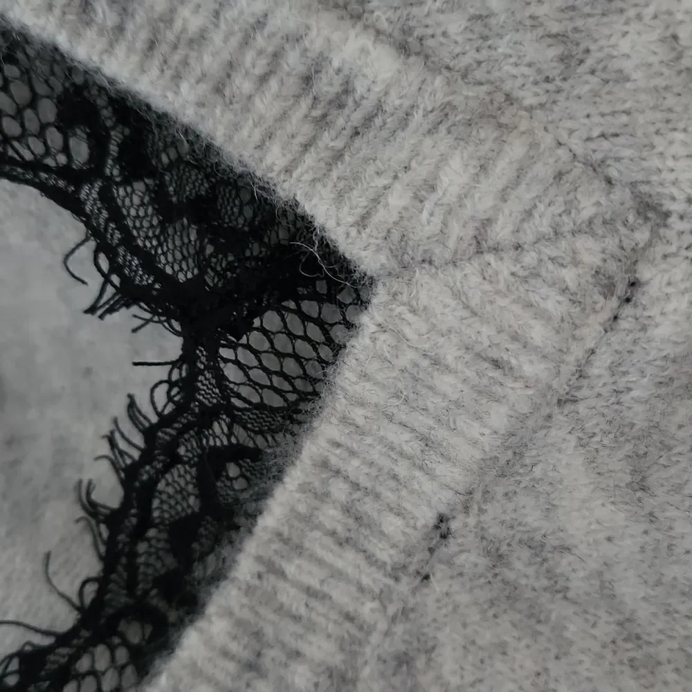 Vero Moda Ladies Size 2X Gray Black V-Neck Peekaboo Lace Sweater